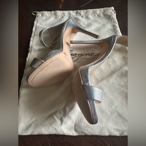 Vince Camuto Heels - Picture 4 of 12